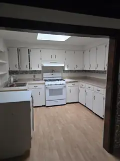 411 N Rubennie Place NW 