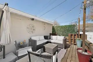 6105 Bellamah Avenue NE Patio