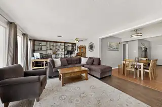6105 Bellamah Avenue NE Living Room