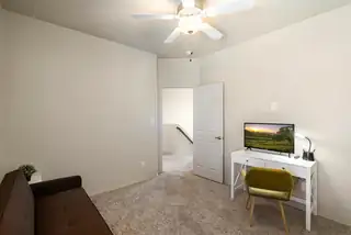 2316 Penn Avenue SE Home Office