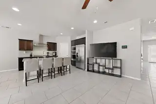 1916 Hubbard Street SE Kitchen