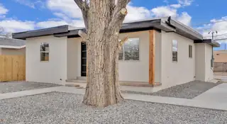 1144 Buena Vista Drive SE 