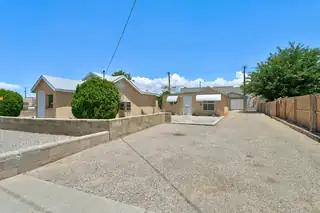 4524 5th Street NW, Albuquerque