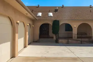 1415 San Rafael Avenue NE 