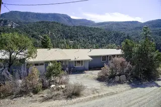 87 Redondo Road, Jemez Springs 