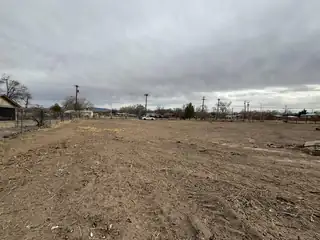 461 LOS LENTES Road SE 