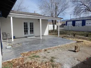 1108 Wade Circle NE Patio