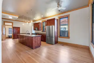 523 High Street SE Kitchen