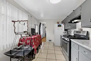 636 Florida Street SE Kitchen