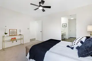 10326 Oso Redondo NE Bedroom