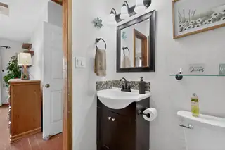 8 Pamela Place Floor Plan