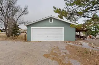 8 Pamela Place Exterior Front