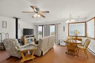 8 Pamela Place Living Room