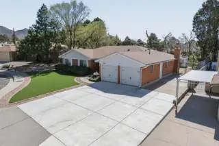 12016 Donna Court NE 