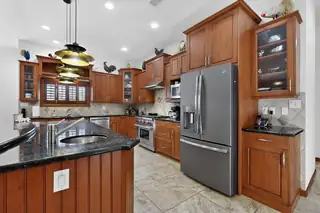 287 Bazan Loop NW Kitchen