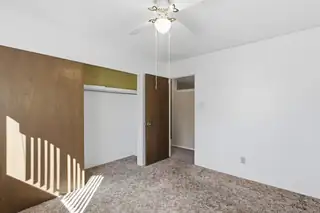 12209 S Phoenix Avenue NE Bedroom