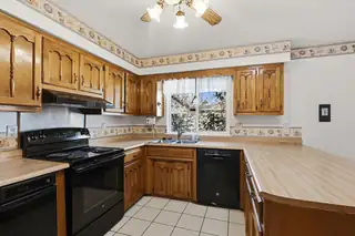 12209 S Phoenix Avenue NE Interior Other