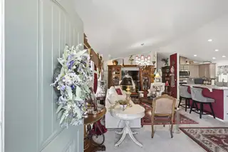 352 Buffalo Circle SE Living Room