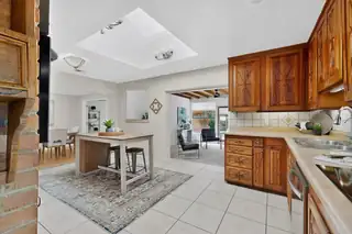 821 Solano Drive NE Living Room