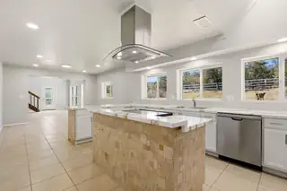 19 Bobcat Hill Road Kitchen