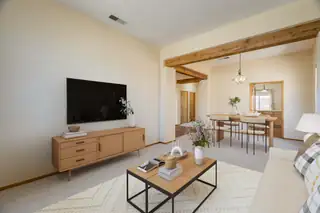 10905 Carreta Drive NW Home Office