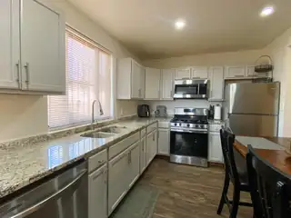 2507 Cagua Drive NE Kitchen