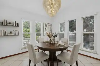 7129 Isleta Boulevard SW Dining Room