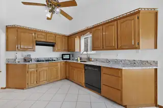 7129 Isleta Boulevard SW Kitchen