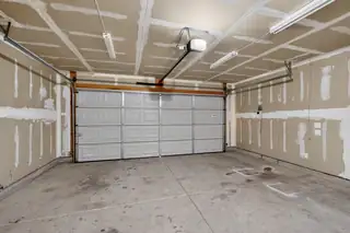 414 W Shorewood Drive NW Garage