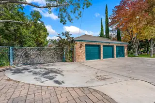 4411 Constitution Avenue NE 