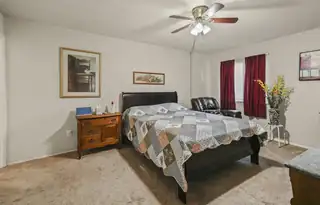 901 Country Club Drive SE APT D Bedroom