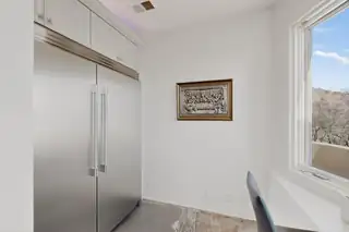 300 Mission Ridge Road Kitchen