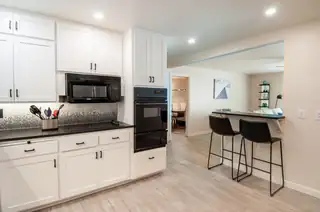 2524 Cutler Court NE Kitchen