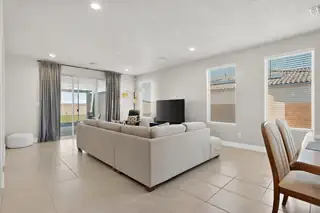 3417 Deledda Road NE Living Room