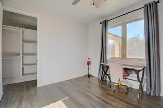 14 Zentner Road Home Office