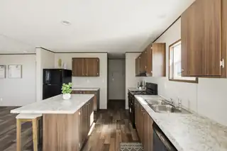 4 Meadowlake Lane Kitchen