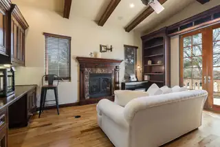 8800 Tiffany Bud Court NE Living Room