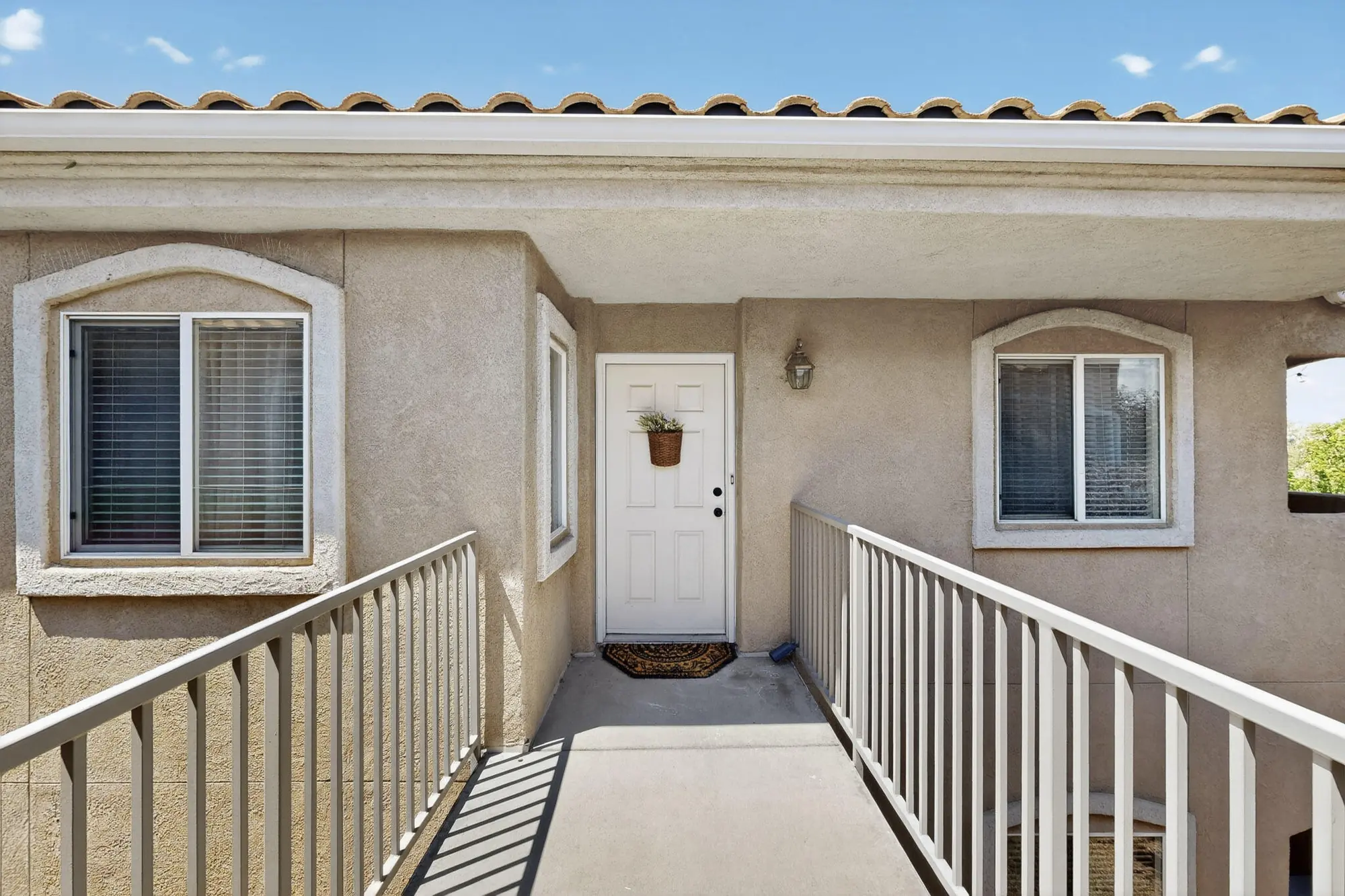 6800 Vista Del Norte Road NE 324