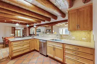 4 Athenas Way A+B Kitchen