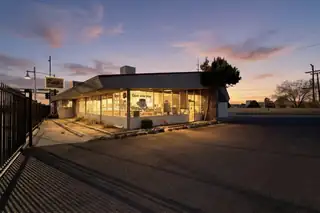 5801 Central Avenue NE 