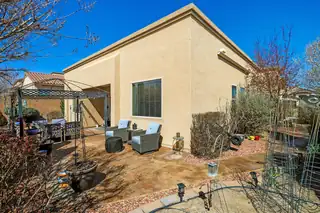 2563 Cerro Parrido Road SE Floor Plan