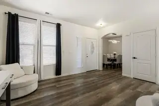 5908 W Las Cadenas Road NW Living Room