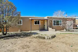 1113 June Street NE, Albuquerque