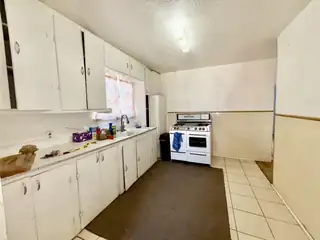 444 Main Street NW Kitchen