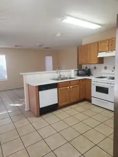 600 Lone Pine Drive SW 