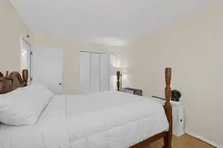 125 Calle Sol Mete NW Bedroom