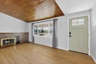 6105 Alta Monte Avenue NE Living Room