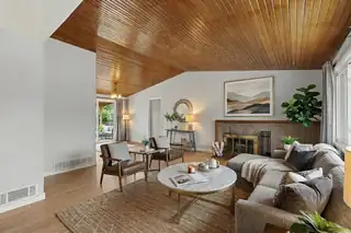 6105 Alta Monte Avenue NE Living Room