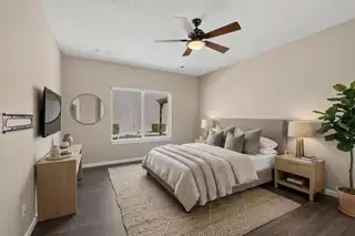 425 Paseo Vista Loop NE Bedroom