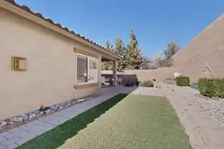 425 Paseo Vista Loop NE Backyard